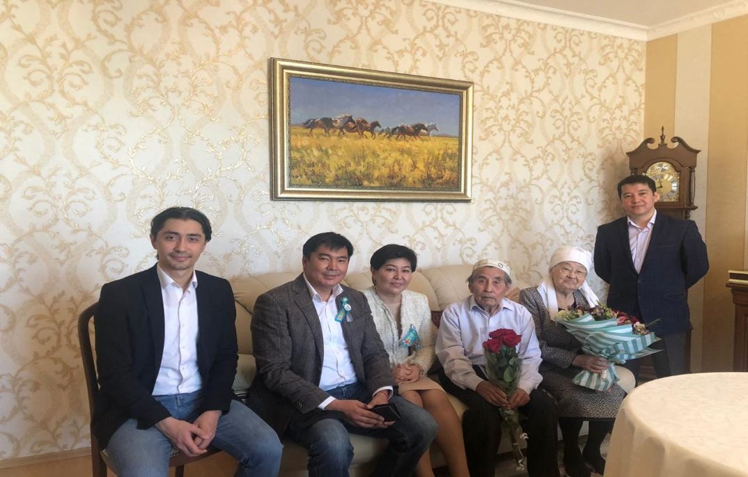 ПОЗДРАВЛЕНИЕ ВЕТЕРАНОВ С ДНЁМ ПОБЕДЫ!